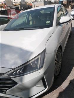 هیۆندای ئەلەنترا